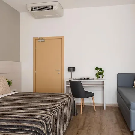 Hotel Club